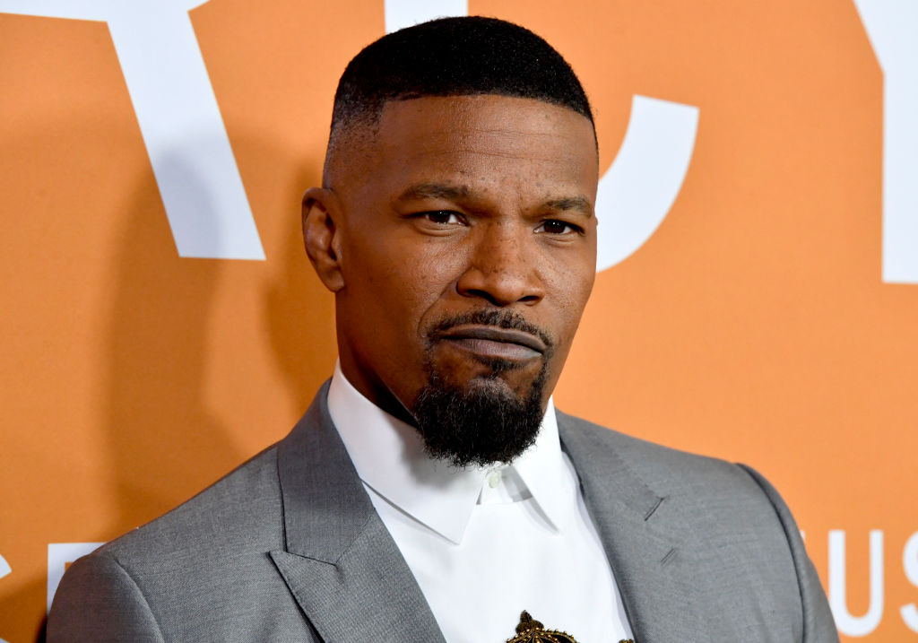 Jamie Foxx Says He’s Filled With ‘Pure Joy’ While On Stage