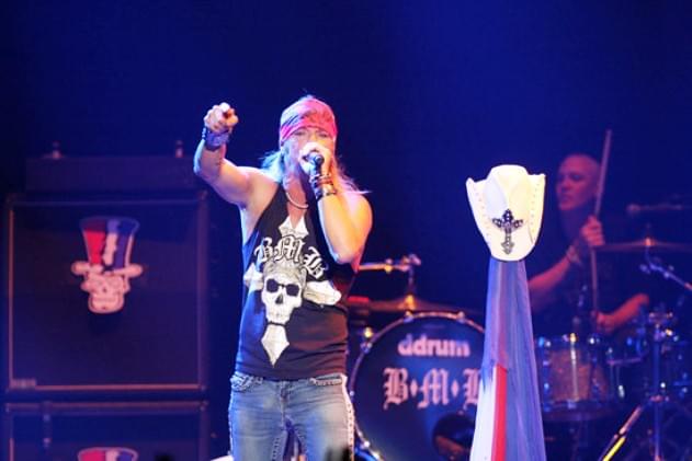 Bret Michaels Kicks Off Tailgate N Tallboys Thursday Along Riverfront [VIDEO]