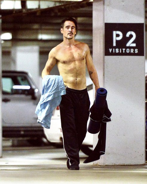 EXCLUSIVE: Colin Farrell was spotted cooling off with his shirt off and showing off his toned body  after a yoga session in West Hollywood, CA. Pictured: Colin Farrell Ref: SPL1180692  011215   EXCLUSIVE Picture by: Sharpshooter Images /Splash Splash News and Pictures Los Angeles:310-821-2666 New York:212-619-2666 London:870-934-2666 photodesk@splashnews.com 