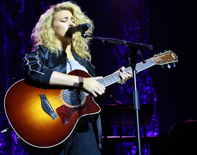 Exclusive Interview & Photos with Tori Kelly at the House of Blues Boston