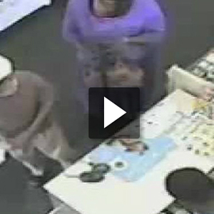 Man dressed as a woman robs Walgreens