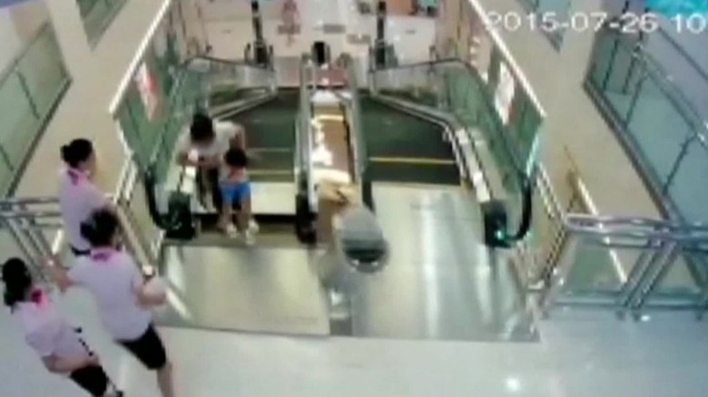 New video show workers knew escalator was faulty before deadly accident in China