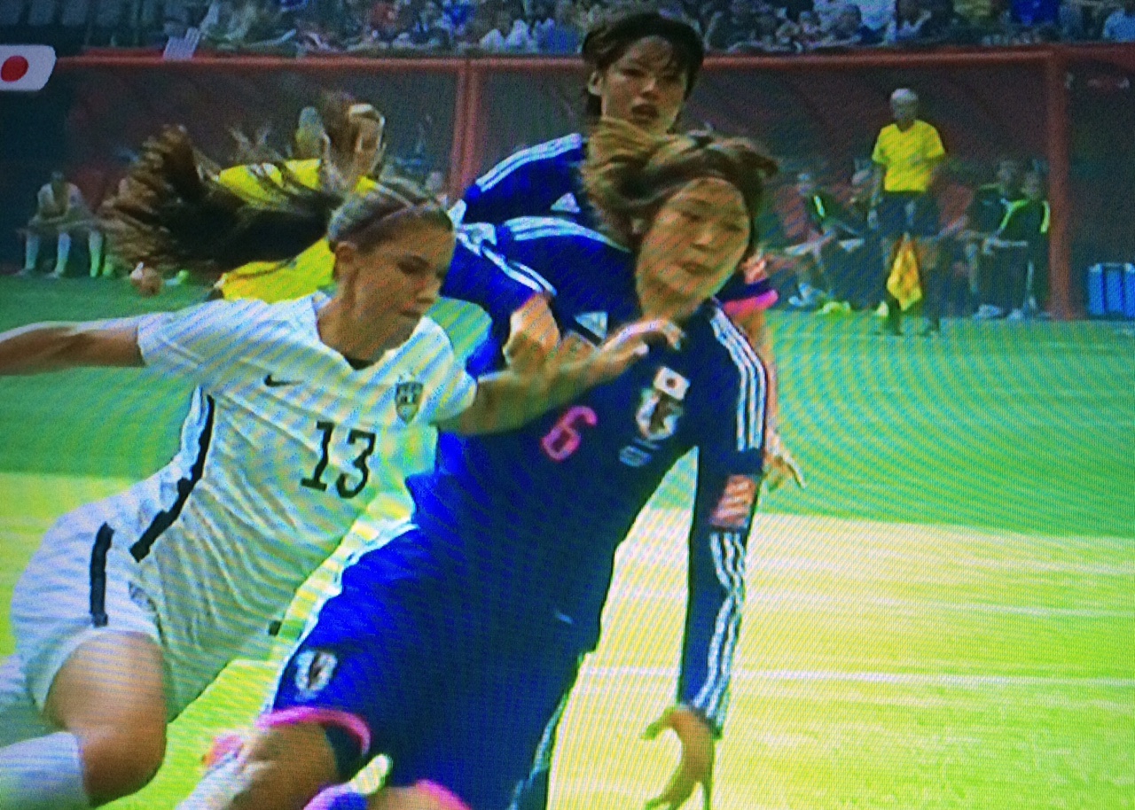 US beats Japan 5-2 to win record third Women’s World Cup
