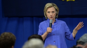 Clinton to meet at Flint’s House of Prayer Missionary Church