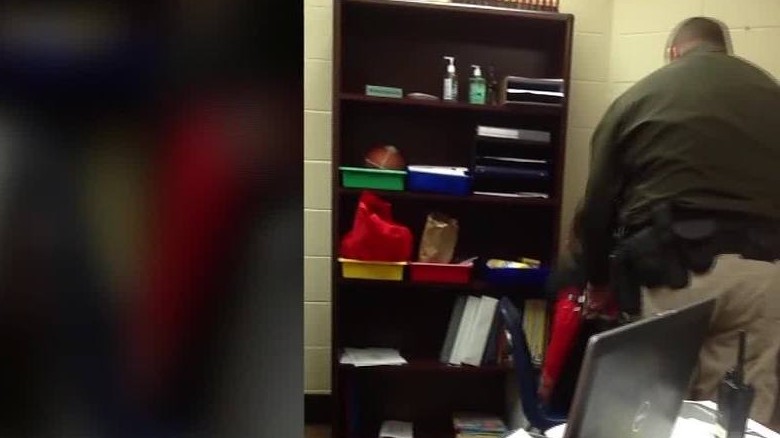 Deputy accused of handcuffing third graders in school