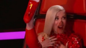 ‘The Voice’ contestant wows all four judges