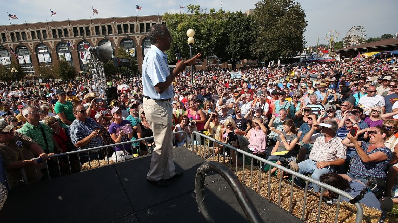 Ben Carson surging in polls as debate looms