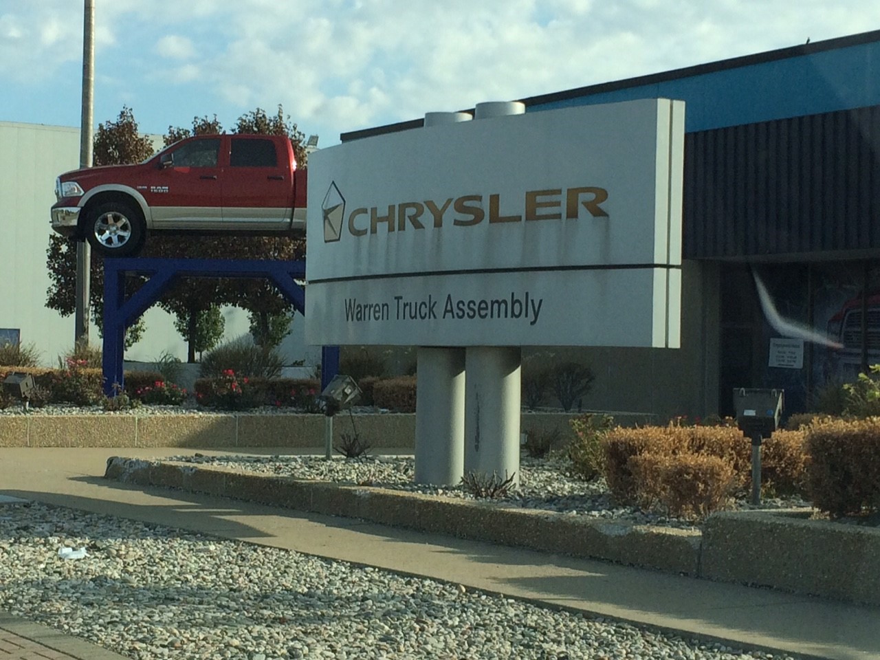 What Chrysler workers are saying about their new deal