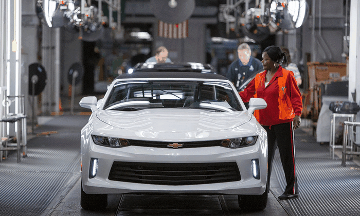 New Chevy Camaro rolls off the line in Lansing