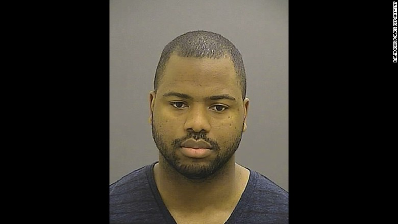 Baltimore officer takes stand in Freddie Gray case