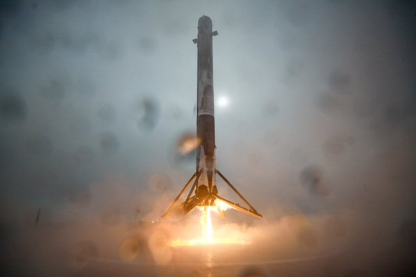 SpaceX launched over Pacific Ocean