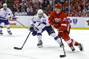 Red Wings fall short at the Joe, Tampa Bay takes 3-1 series lead