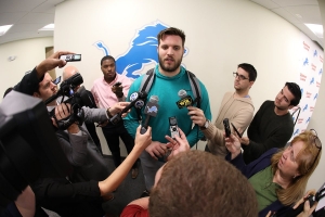 Lions Taylor Decker hoping “little things” will lead to successful offensive line
