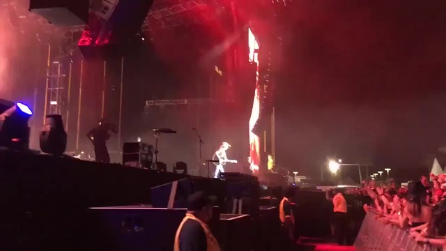 Dramatic Footage Shows Gunfire Interrupting Las Vegas Concert