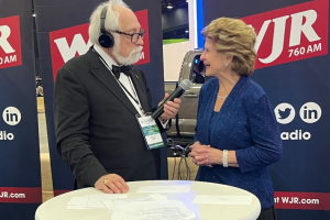 September 16, 2022 ~ 760 WJR’s Paul W. Smith speaks with Michigan Senator Debbie Stabenow live from 2022 North American International Detroit Auto Show Charity Preview. Photo: Jonah Philips / WJR