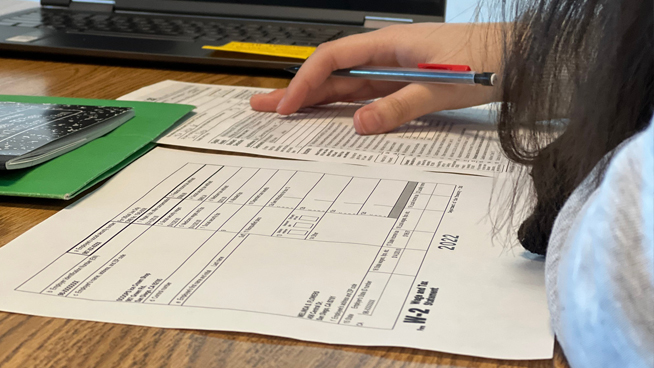 Over 120 000 Michiganders Will Receive Checks In Mail From TurboTax 