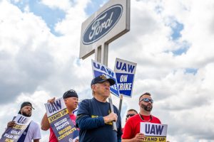 uaw strike 2023-4