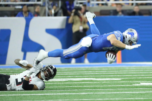 Sept. 24, 2023 ~ Detroit Lions tight end Sam LaPorta makes a catch against Atlanta Falcons safety Jessie Bates III (3) during first half action. Photo: Kirthmon F. Dozier ~ USA TODAY NETWORK