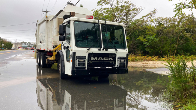 About 4,000 UAW Mack Truck Workers Reject Contract, Go on Strike