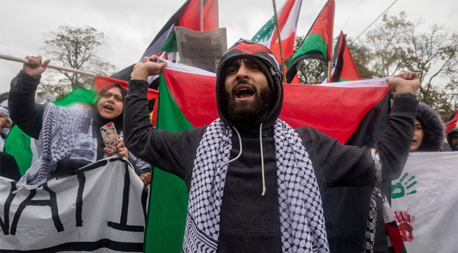 UofM Students Protest Cancellation of Student Votes on pro-Palestinian, pro-Israel Resolutions