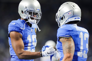 Nov. 23, 2023 ~ Detroit Lions receiver Donovan Peoples-Jones, left, shakes hands with running back Craig Reynolds during warmups before the game against the Green Bay Packers at Ford Field. Photo: Junfu Han ~ USA TODAY NETWORK