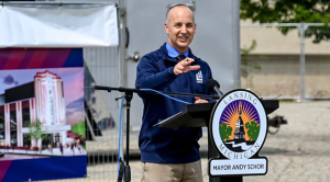 Lansing Mayor Calls for Biden to Ban Menthol Cigarettes