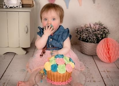 Cake Smash Photo Session as an Adult…YES PLEASE