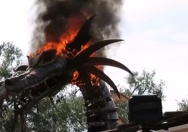 VIRAL VIDEO: Dragon Head Catches Fire at Theme Park