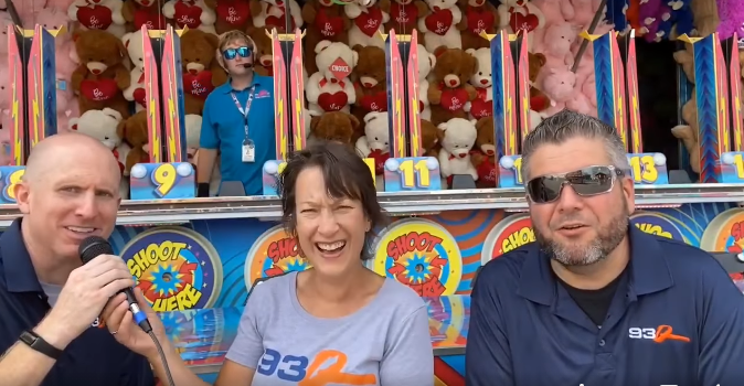 93Q Explores The Fair | VIDEOS