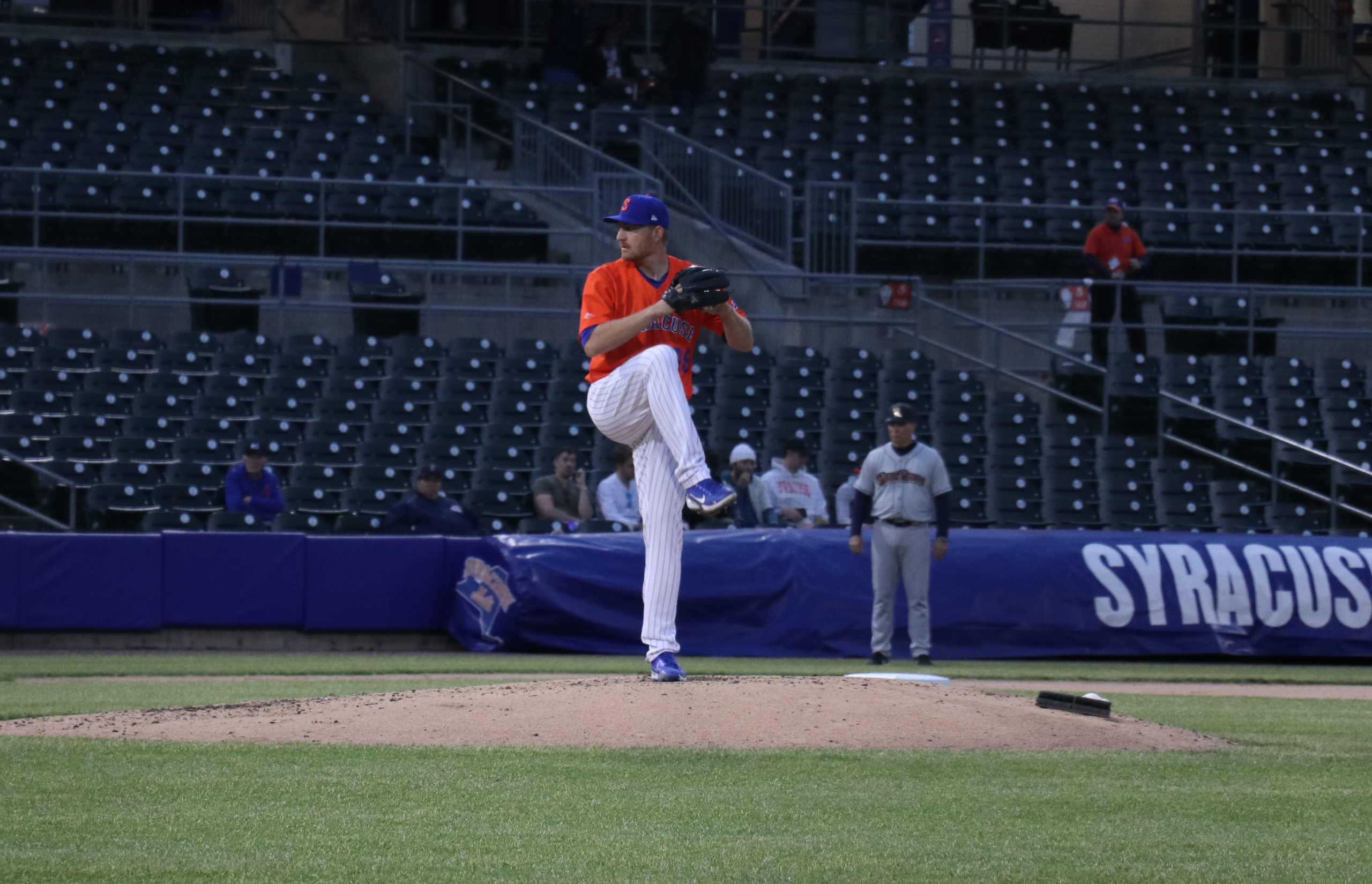 Syracuse Mets Crumble In Final Frame