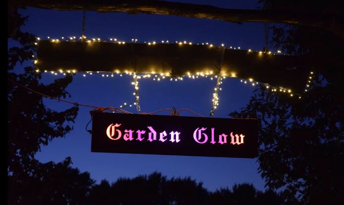 Ward-Meade Garden Glow Returns for 2022
