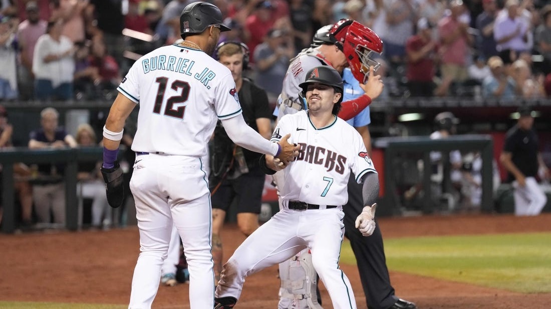 Corbin Carroll’s homer lifts D-backs past Reds