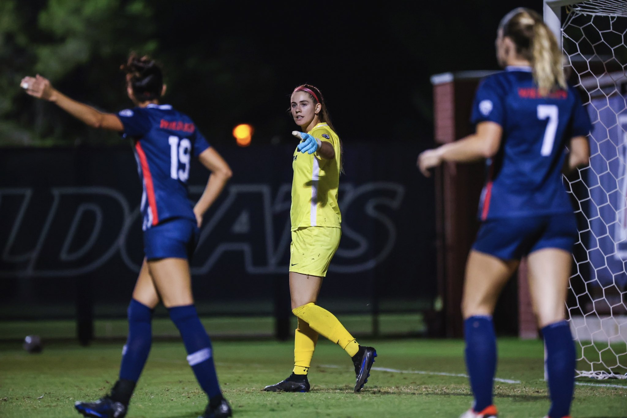 #2 UCLA awakes in 2nd half for 4-1 win over Arizona Soccer