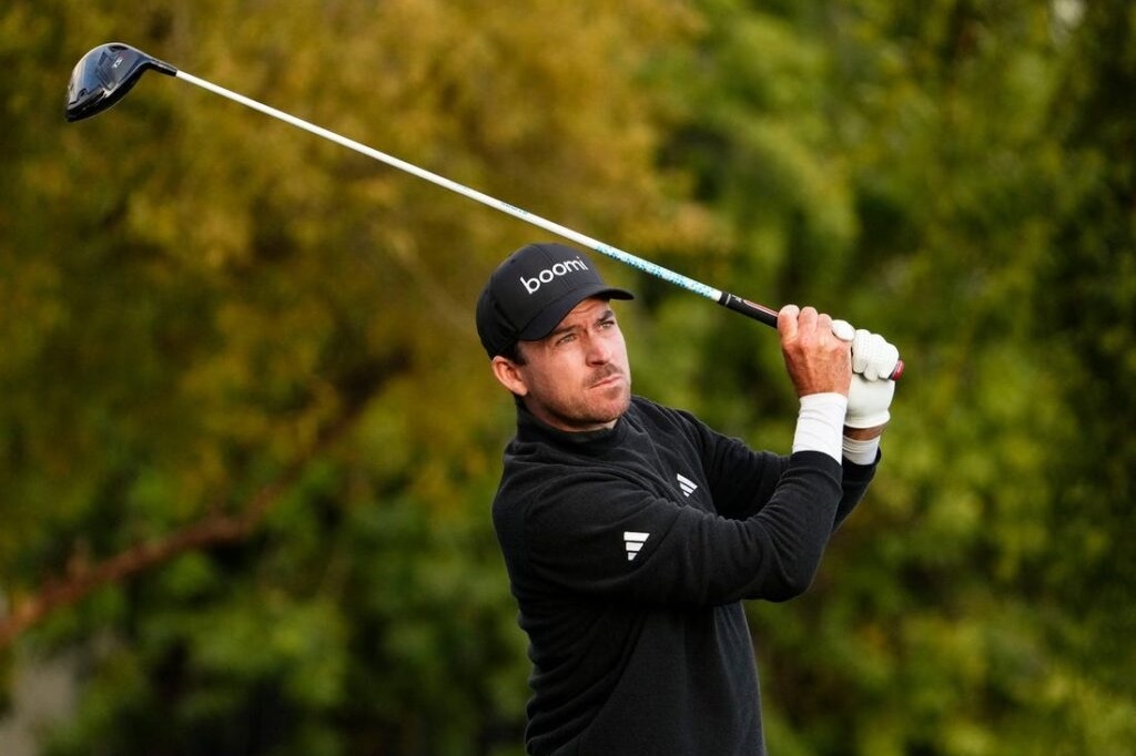 Nick Taylor rides hot putter to playoff victory at WM Phoenix Open