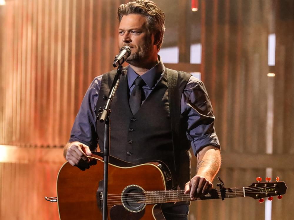 Watch Blake Shelton Perform “Hell Right” on “Ellen”