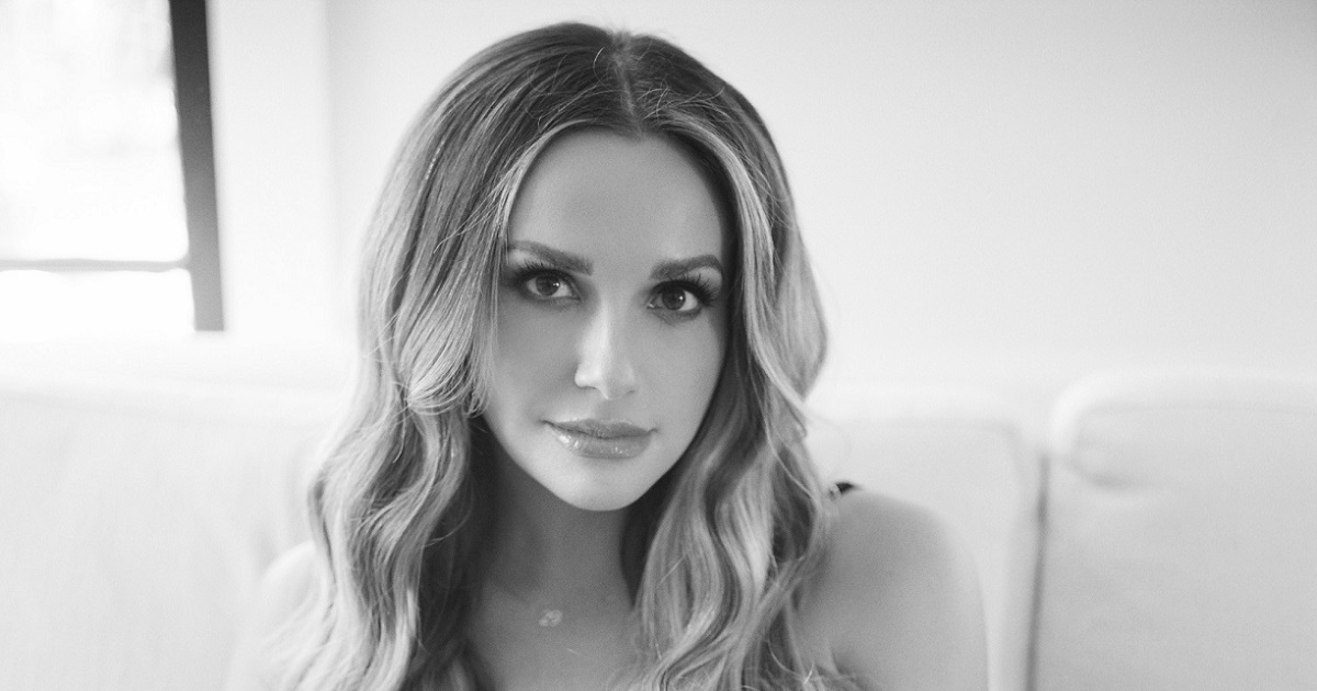 Carly Pearce Cleans Out Her Closet, and Now You Can Buy Her Clothes for a Good Cause