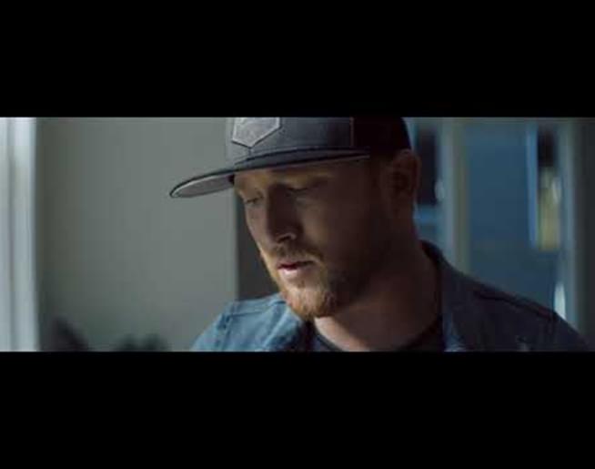 The Song Remembers When: Cole Swindell – “Break Up In The End”