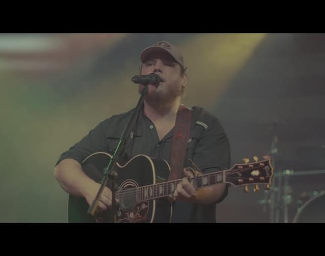The Song Remembers When: Luke Combs – “She Got The Best Of Me”