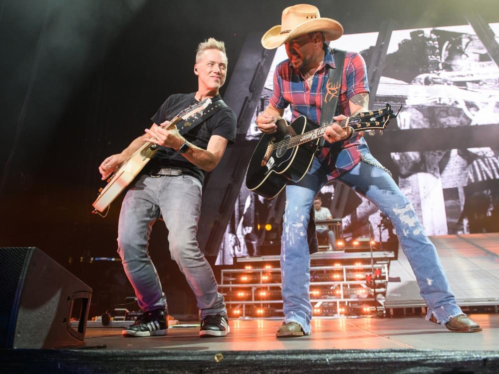 Watch Jason Aldean Sizzle During Sold-Out Show at Atlanta Braves’ Stadium
