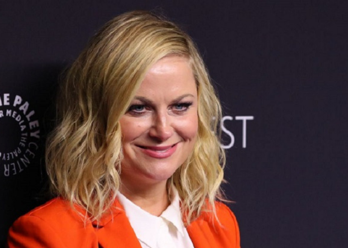 Amy Poehler Hints At Possible Parks And Recreation Revival
