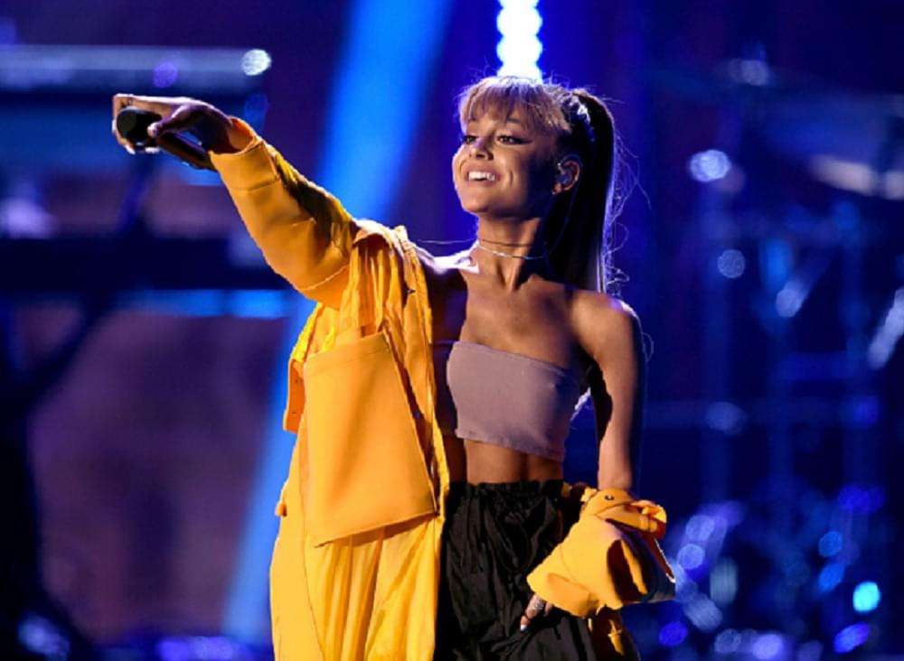 Ariana Grande Is Getting Her Fans Registered To Vote