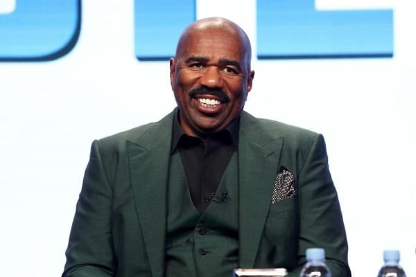Steve Harvey Pays For College For Kent State Students