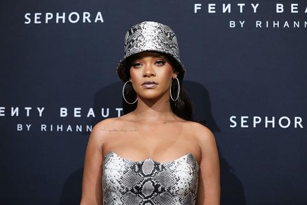 Rihanna Helped A Restaurant Close
