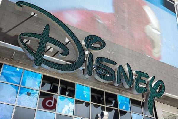 Disney is Hiring for a ‘Star Wars’ Social Media Manager!
