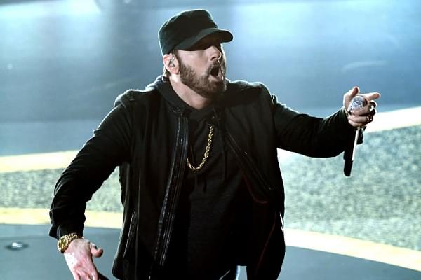 Eminem Knelt During the Super Bowl . . . Even Though There Were Rumors He Wasn’t Supposed To