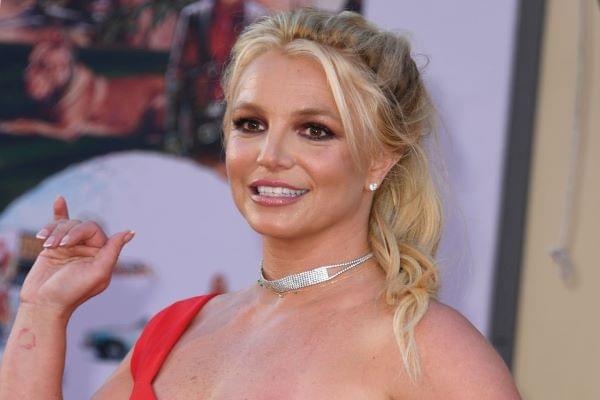 People Want Oprah Winfrey To Interview Britney Spears Next