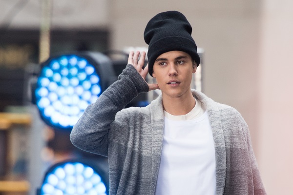 One Week After New Album, Justin Bieber Drops Six New Tracks