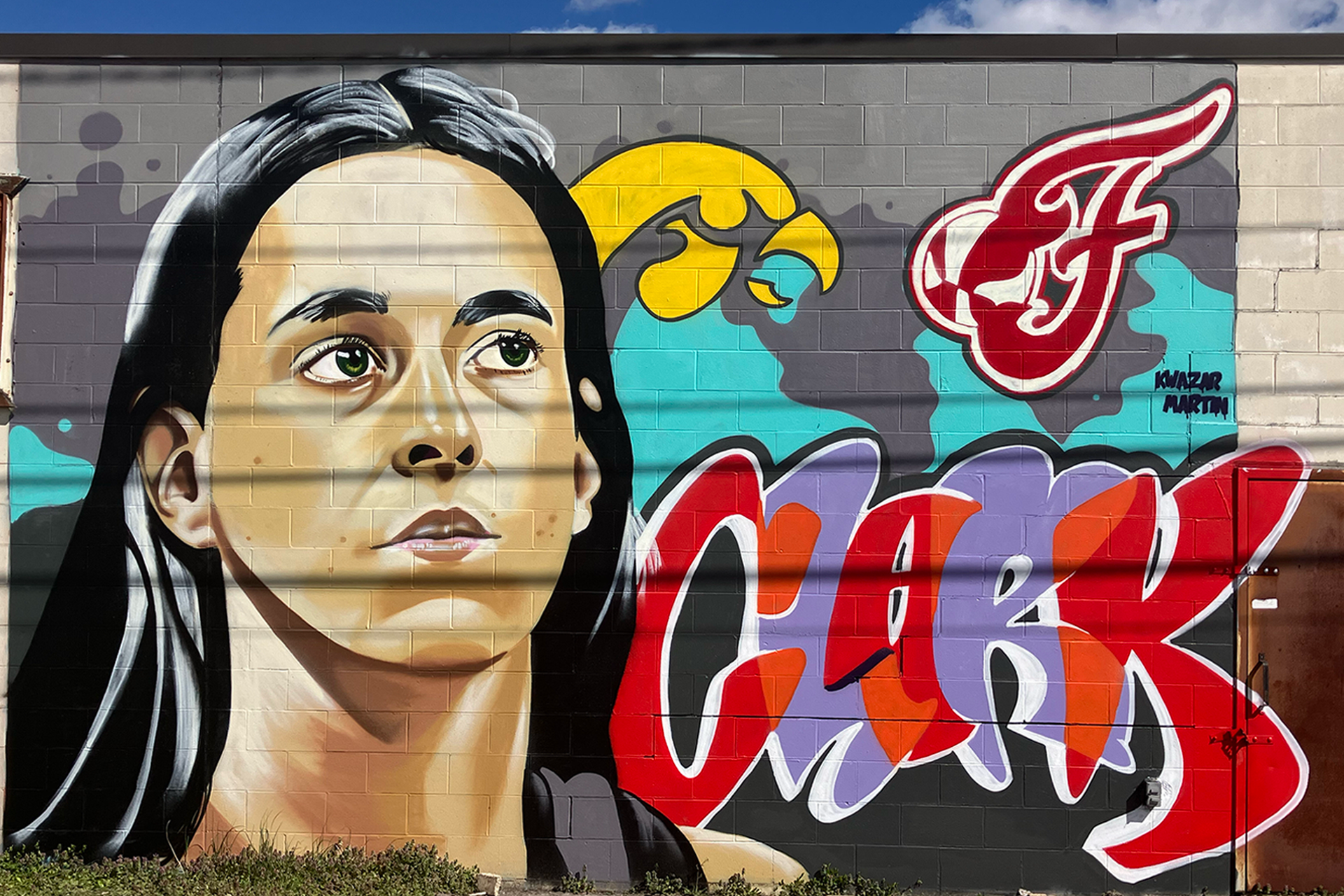 LOCAL: Check Out This Awesome Mural Of College Hoops Star Caitlin Clark!
