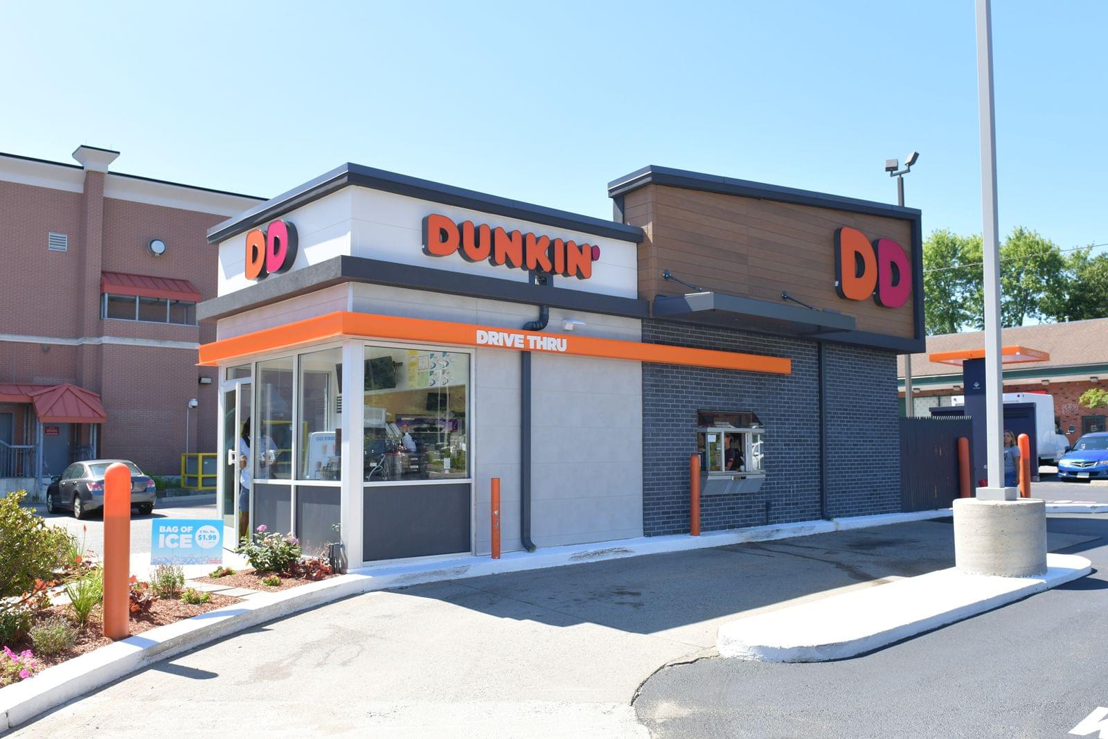 Dunkin’ opens 1st drive-thru only location in Philadelphia area