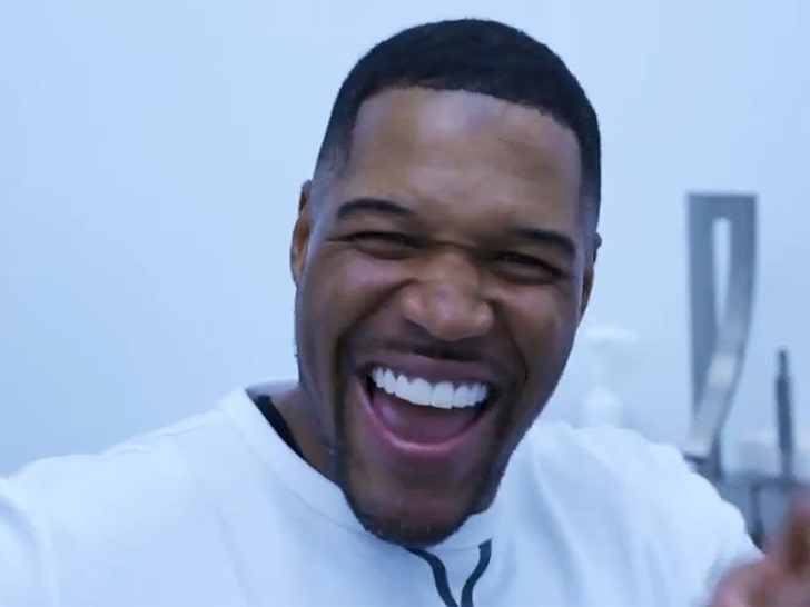 MICHAEL STRAHAN FIXES ICONIC TOOTH GAP